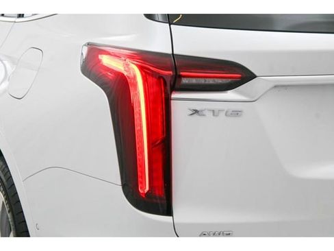 Used 2024 Cadillac XT6 Premium Luxury w/ Technology Package image 24