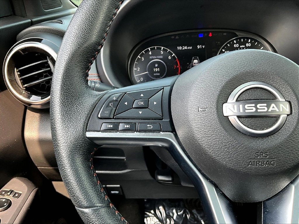 Used 2024 Nissan Kicks SR FWD image 13
