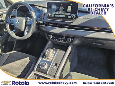 Used 2024 Mitsubishi Outlander SE Black Edition AWD/4WD image 9