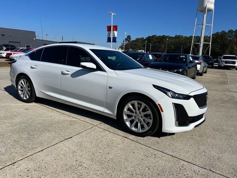 Used 2024 Cadillac CT5 Luxury image 10