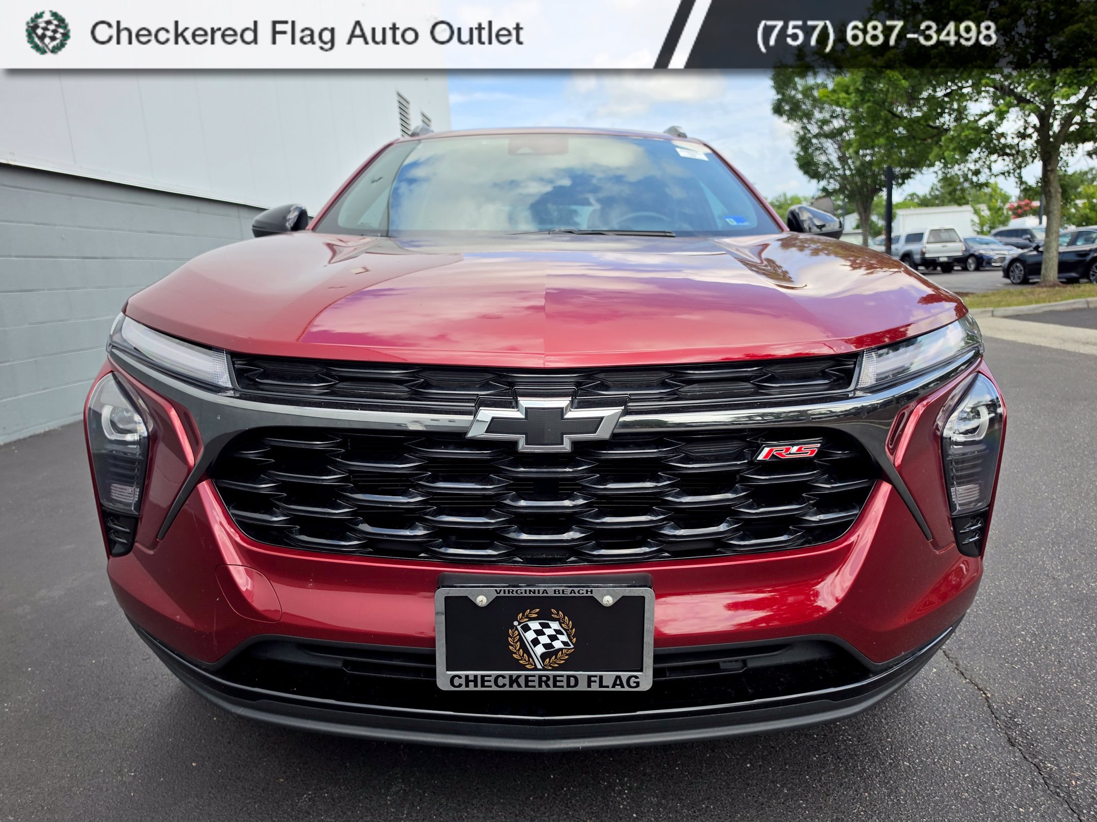 Used 2024 Chevrolet Trax RS w/ Sunroof Package FWD image 12