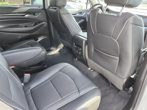 Used 2020 Buick Enclave Avenir w/ Avenir Technology Package AWD/4WD image 22