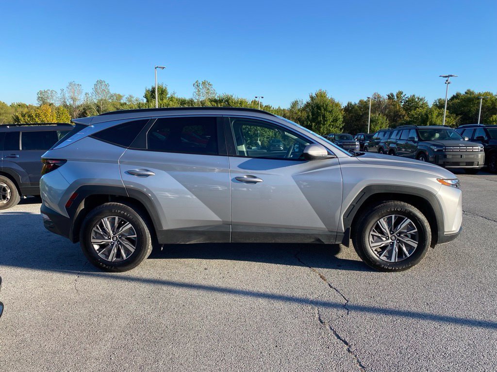Used 2024 Hyundai Tucson Blue AWD/4WD image 8