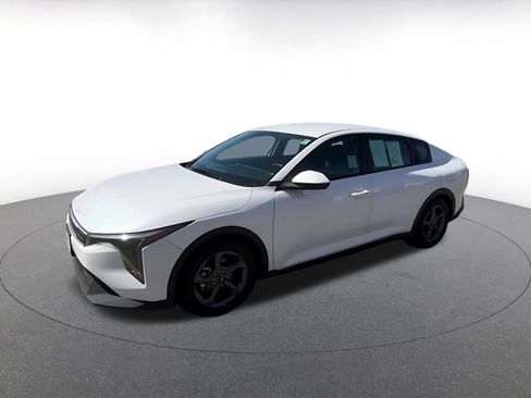 Used 2025 Kia K4 FWD image 8