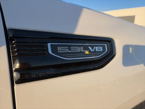 New 2026 GMC Sierra 1500 Pro w/ Graphite Edition AWD/4WD image 2