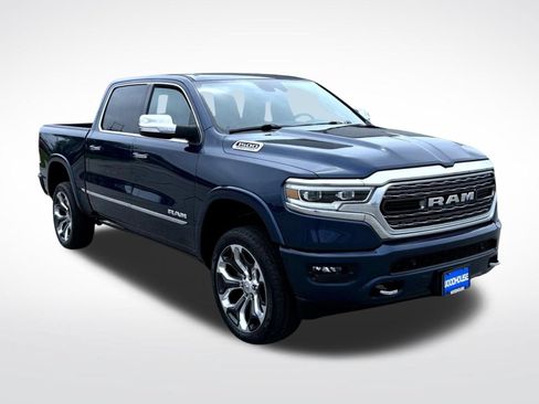 Used 2022 RAM 1500 Limited w/ Body Color Bumper Group AWD/4WD image 4