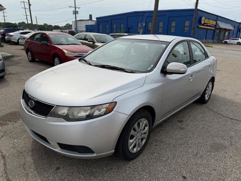 Used 2010 Kia Forte EX FWD image 1