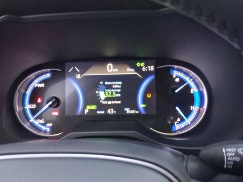 Used 2024 Toyota RAV4 XLE Premium w/ Weather Package image 9