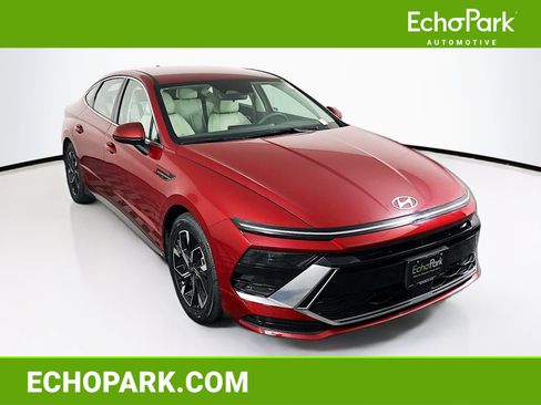Used 2025 Hyundai Sonata SEL FWD image 1