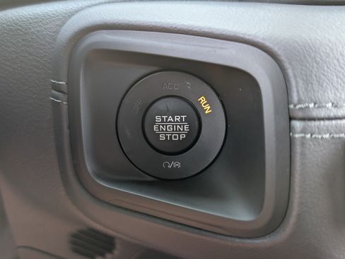 Used 2025 Jeep Wrangler Unlimited Rubicon 4xe w/ Convenience Group image 32