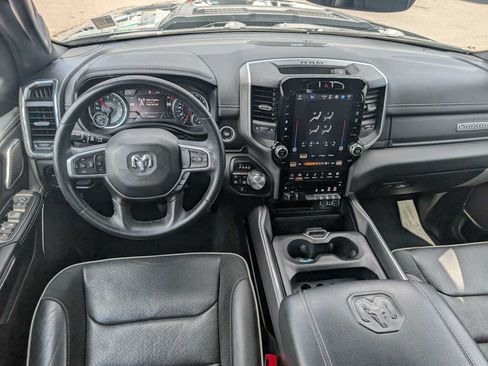 Used 2023 RAM 1500 Laramie AWD/4WD image 18