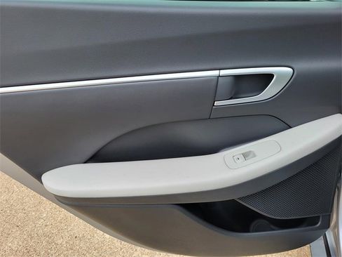 New 2025 Hyundai Sonata SEL image 8