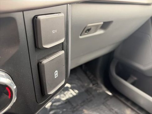Used 2024 Ford F150 XLT image 23