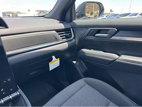 New 2026 GMC Terrain Elevation w/ LPO, Floor Liner Package FWD image 14