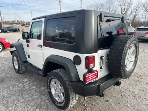 Used 2010 Jeep Wrangler Sport image 5