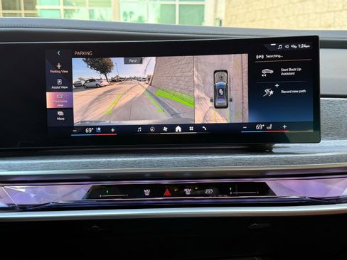 Certified 2023 BMW 740i w/ Executive Package image 30