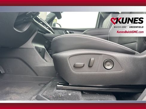 New 2026 Buick Enclave Sport Touring w/ Power Package AWD/4WD image 18