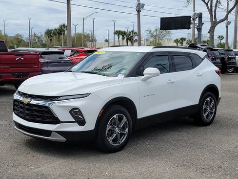 Certified 2023 Chevrolet Blazer LT w/ Convenience Package image 2