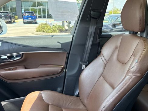 Used 2020 Volvo XC90 T6 Momentum w/ Protection Package Premier AWD/4WD image 23