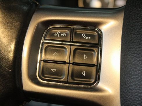 Used 2016 RAM 1500 Limited image 21