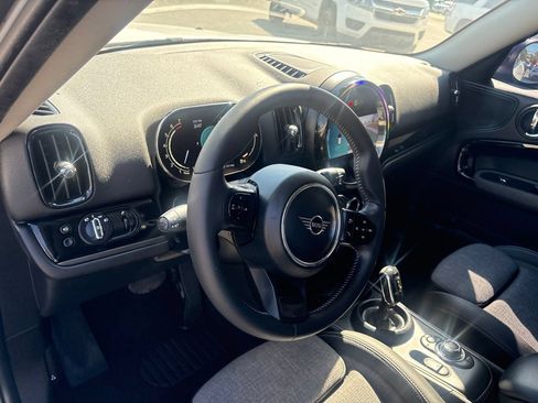 Used 2024 MINI Cooper Countryman S FWD image 4