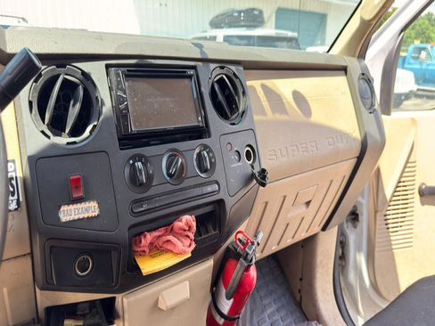 Used 2008 Ford F350 XL RWD image 22