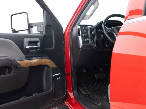 Used 2015 Chevrolet Silverado 3500 LTZ w/ Duramax Plus Package AWD/4WD image 28