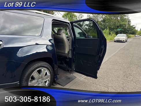 Used 2017 GMC Acadia Limited SLT image 31