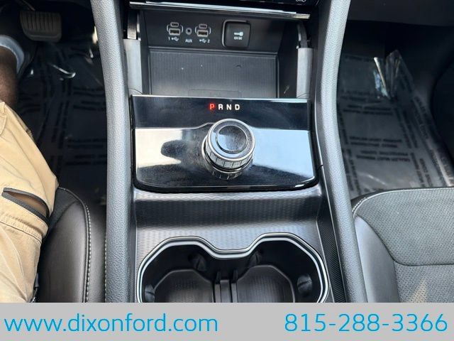 Used 2024 Jeep Grand Cherokee Altitude AWD/4WD image 13