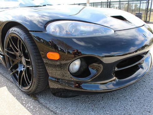 Used 2000 Dodge Viper RT/10 image 12