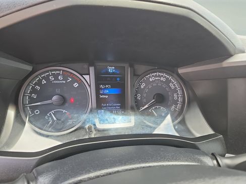 Certified 2022 Toyota Tacoma TRD Off-Road RWD image 16