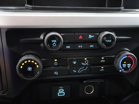 Used 2025 Ford F350 XL w/ XL Driver Assist Package AWD/4WD image 44