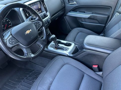 Used 2019 Chevrolet Colorado LT w/ LT Convenience Package image 7