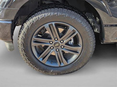 Used 2022 Ford F150 Lariat w/ Max Trailer Tow Package AWD/4WD image 9