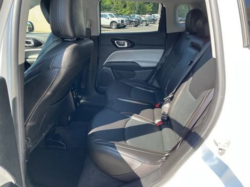 Used 2022 Jeep Compass Limited image 20