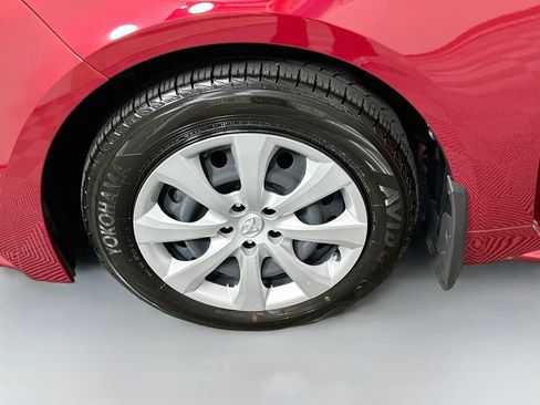 Used 2026 Toyota Corolla LE FWD image 30