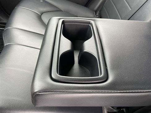 Certified 2022 Toyota Highlander XLE image 12