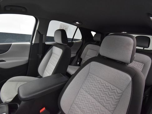 Used 2022 Chevrolet Equinox LT image 15