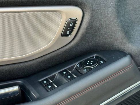 Used 2025 Ford Expedition Active AWD/4WD image 27