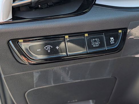 New 2026 Kia Niro LX FWD image 9