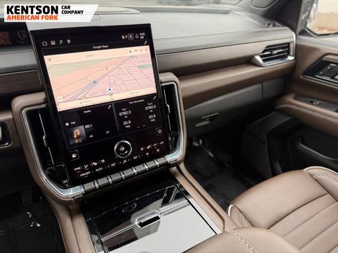 Used 2025 GMC Yukon Denali Ultimate image 29