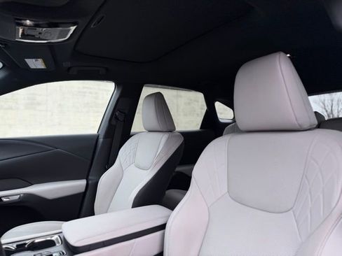 Used 2023 Lexus RX 350 Premium w/ Accessory Package (Z1) image 17