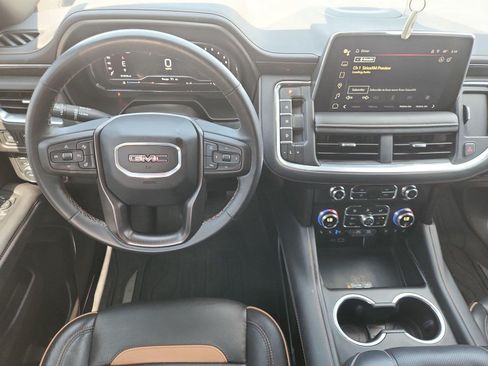 Certified 2024 GMC Yukon XL AT4 w/ Technology Package AWD/4WD image 17