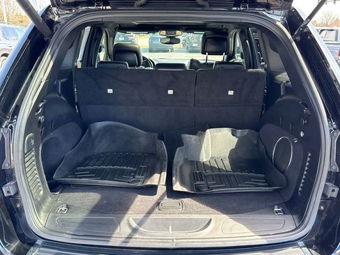 Used 2021 Jeep Grand Cherokee Limited w/ Sun & Sound Group image 16