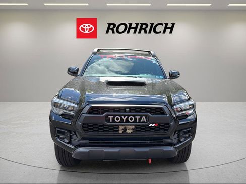 Used 2023 Toyota Tacoma TRD Pro AWD/4WD image 2