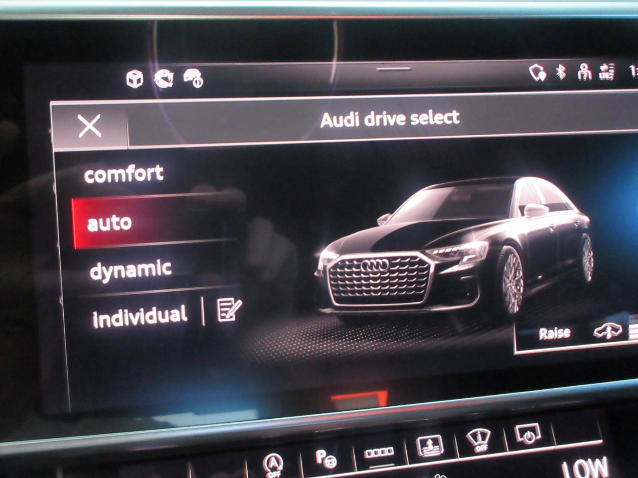 Used 2025 Audi A8 L 3.0T w/ EXECUTIVE PACKAGE w/ Executive Package AWD/4WD image 69