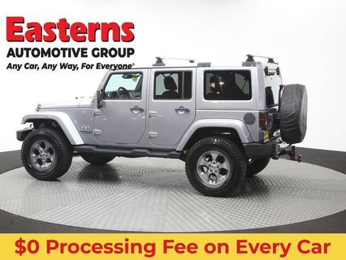 Used 2017 Jeep Wrangler Unlimited Sahara w/ Max Tow Package AWD/4WD image 64