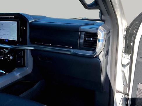 Used 2024 Ford F150 Lariat w/ Bed Utility Package AWD/4WD image 19