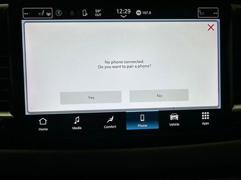 Used 2023 Chrysler Pacifica Touring-L image 29