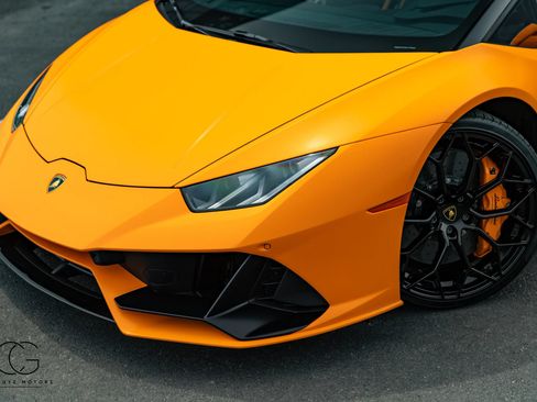 Used 2024 Lamborghini Huracan EVO AWD/4WD image 5